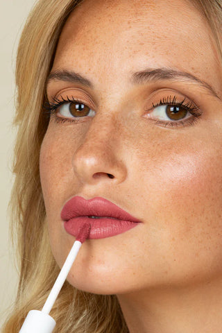 KISS PROOF - No Transfer Liquid Lipstick - 8ml