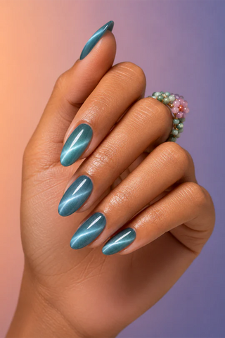 MW1 Cat Eye Effect - Paillettes magnétique bleu clair avec des reflets argentés - 10,5 ml