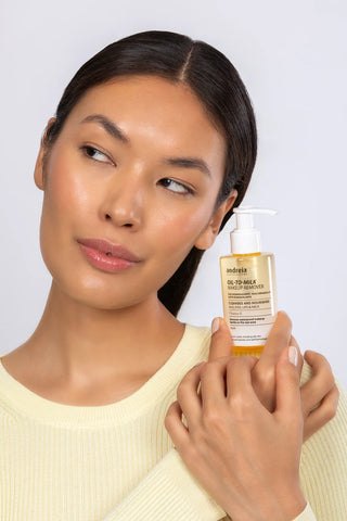 Oil-To-Milk - Huile démaquillante - 110 ml - photo 2 - Andreia Professional