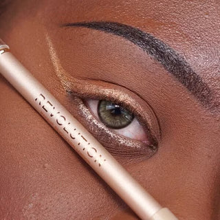 Streamline Eyeliner - Eyeliner Feutre Haute Précision - photo 15 - Make Up Revolution